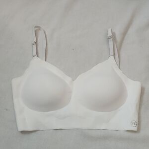 NIP Women's White Seamless Backless  Bra